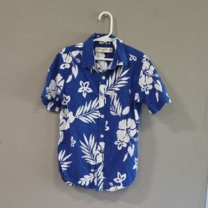 Abercrombie Kids Blue and White Floral Shirt
